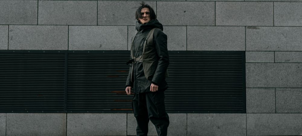 What is the history behind the evolution of athleisure fashion?